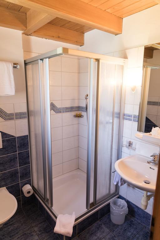 Schnider Bed&Breakfast Und Cafe Vals Eksteriør billede