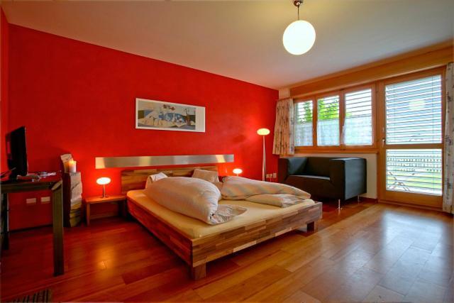 Schnider Bed&Breakfast Und Cafe Vals Værelse billede